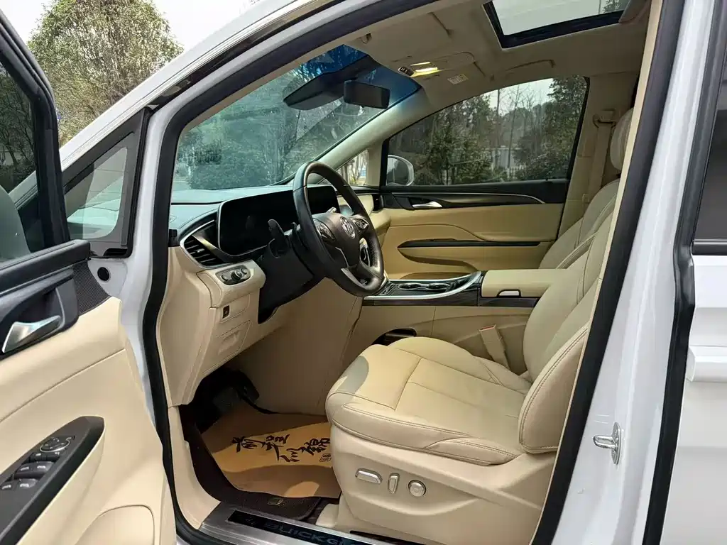 Buick GL8 2023