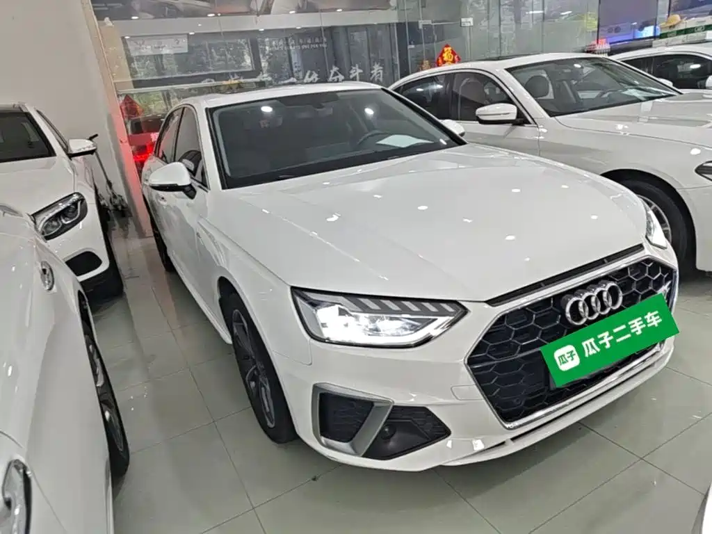 Audi A4 2023