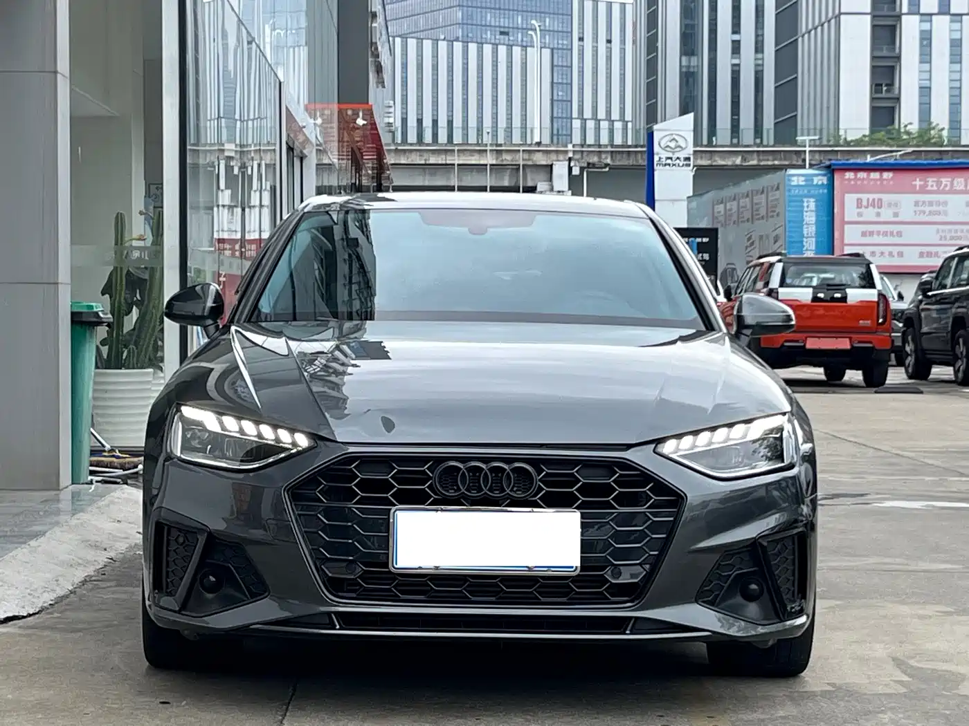 Audi A4 2023