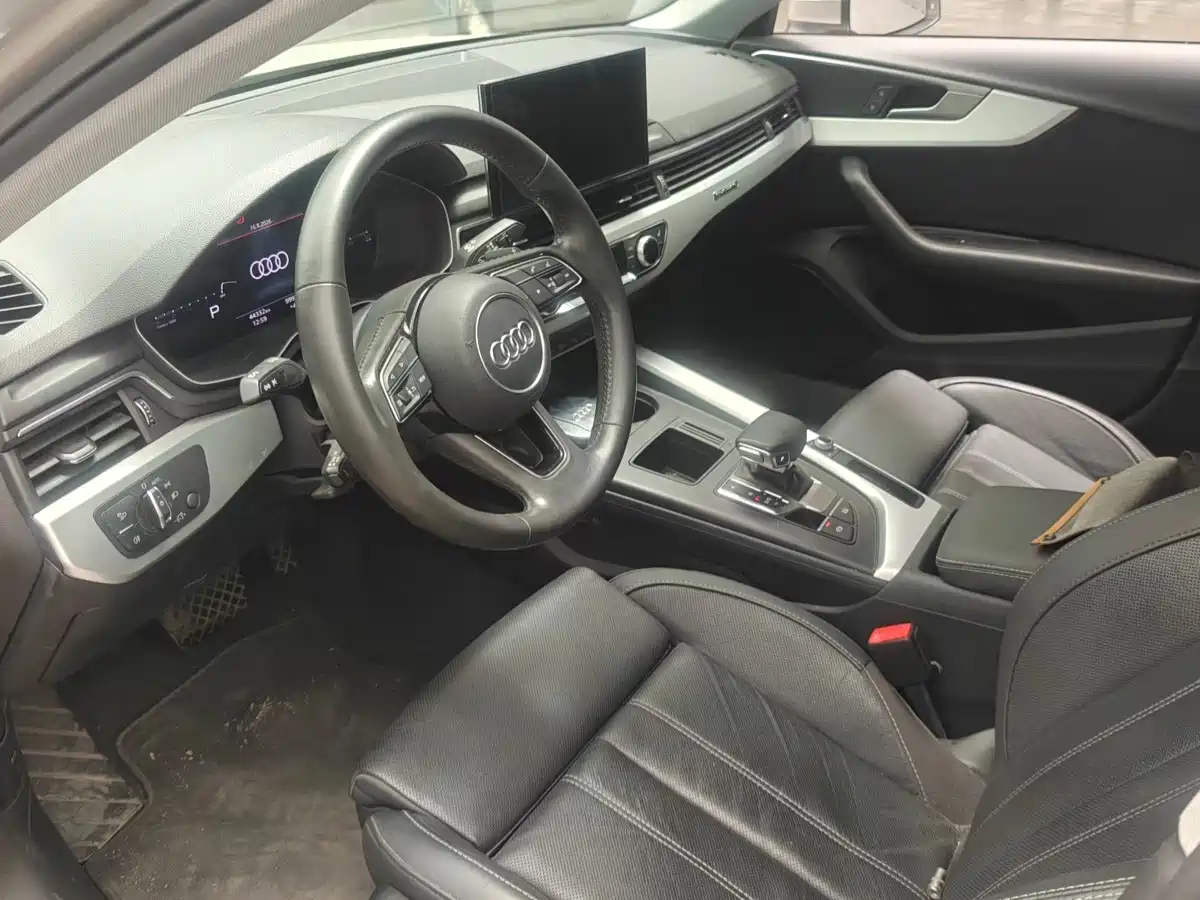 Audi A4 2021