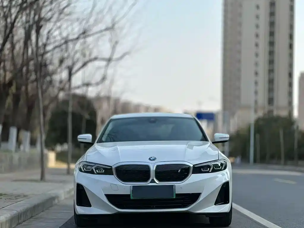 BMW i3 2024