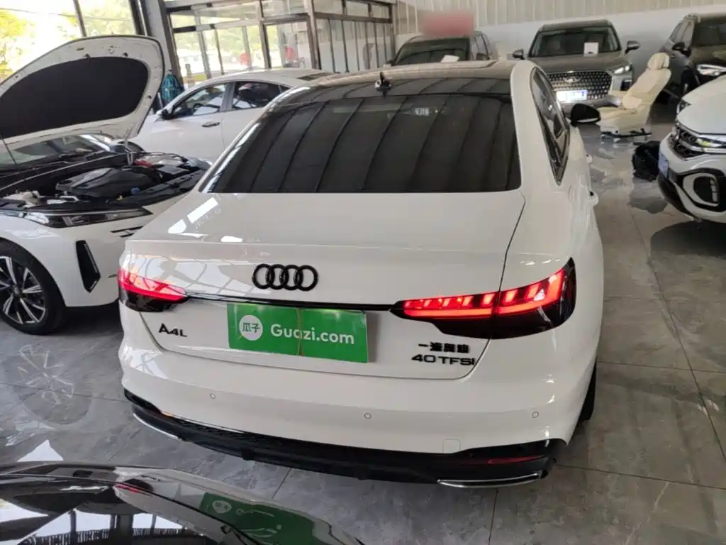 Audi A4 2023