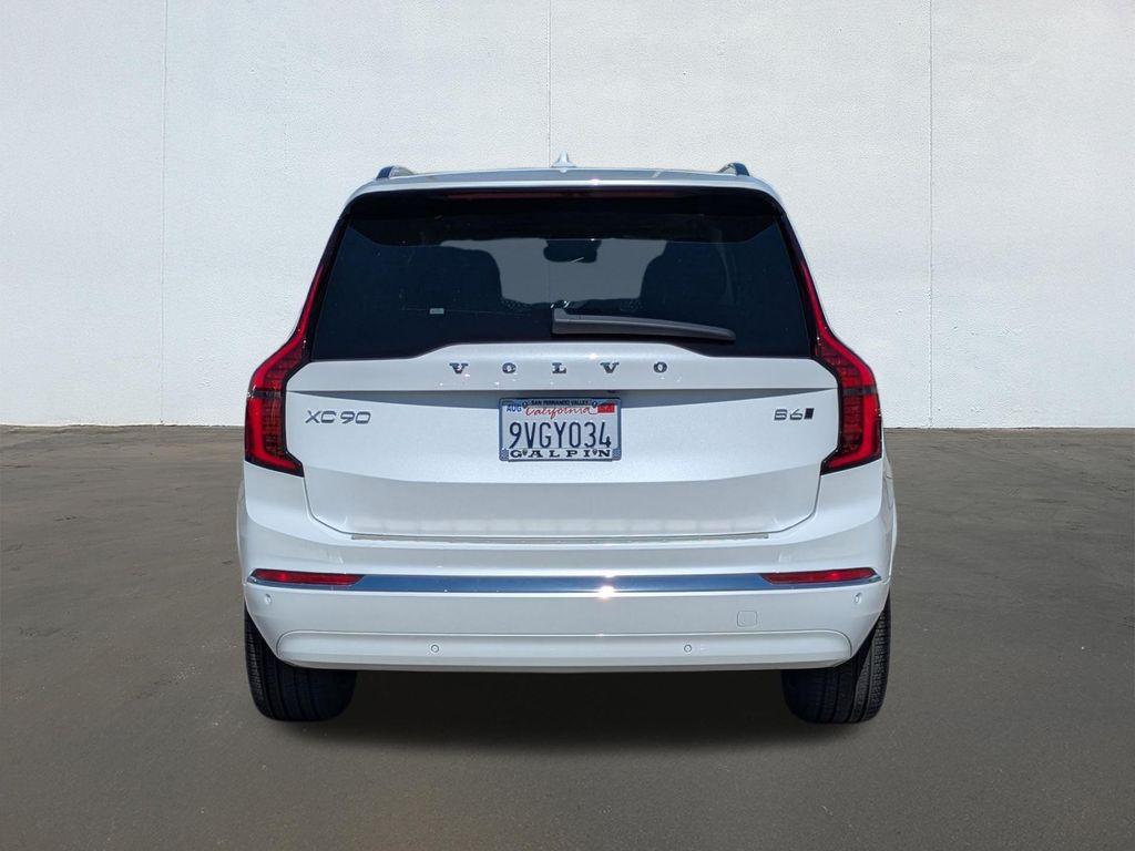 Volvo XC90 2025