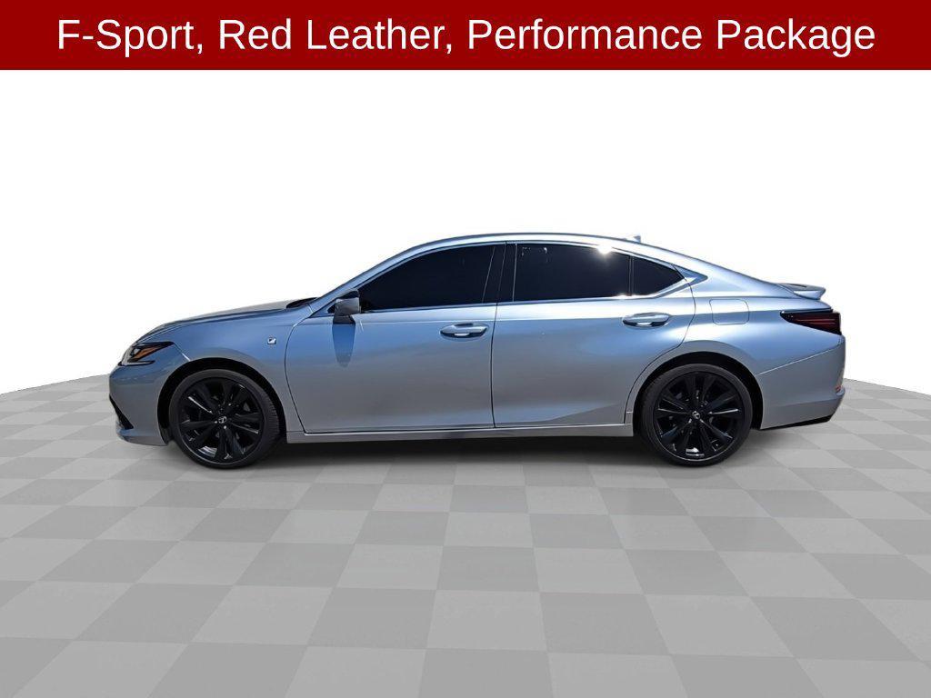 Lexus ES 2022