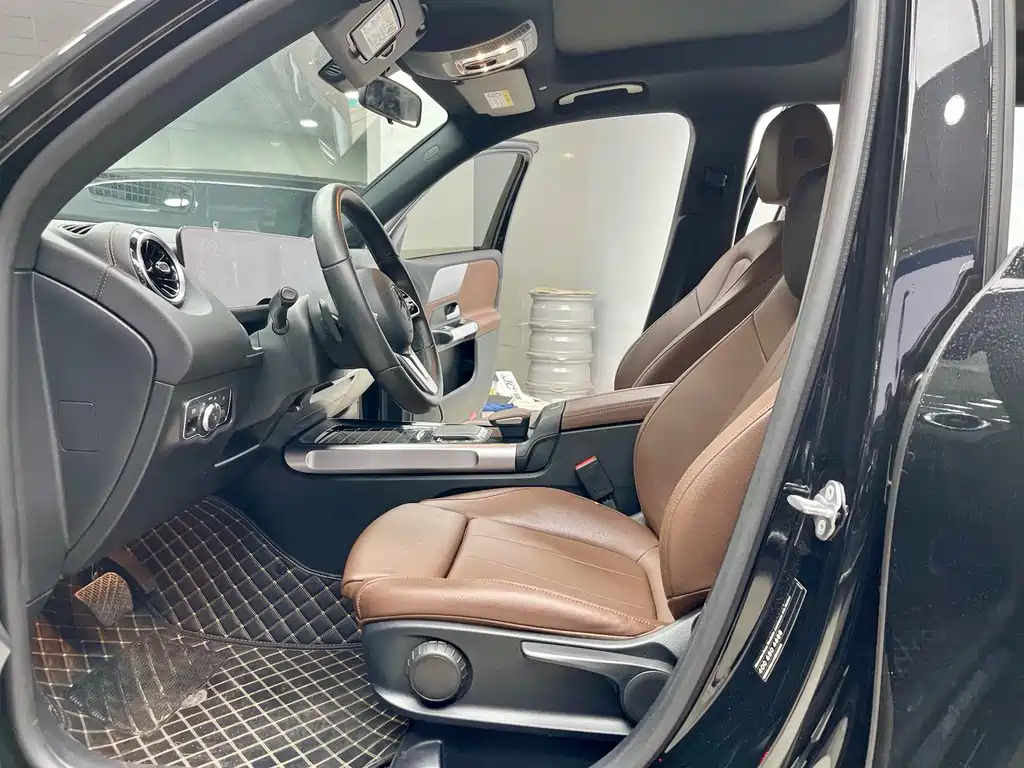 Mercedes-Benz GLB 2022