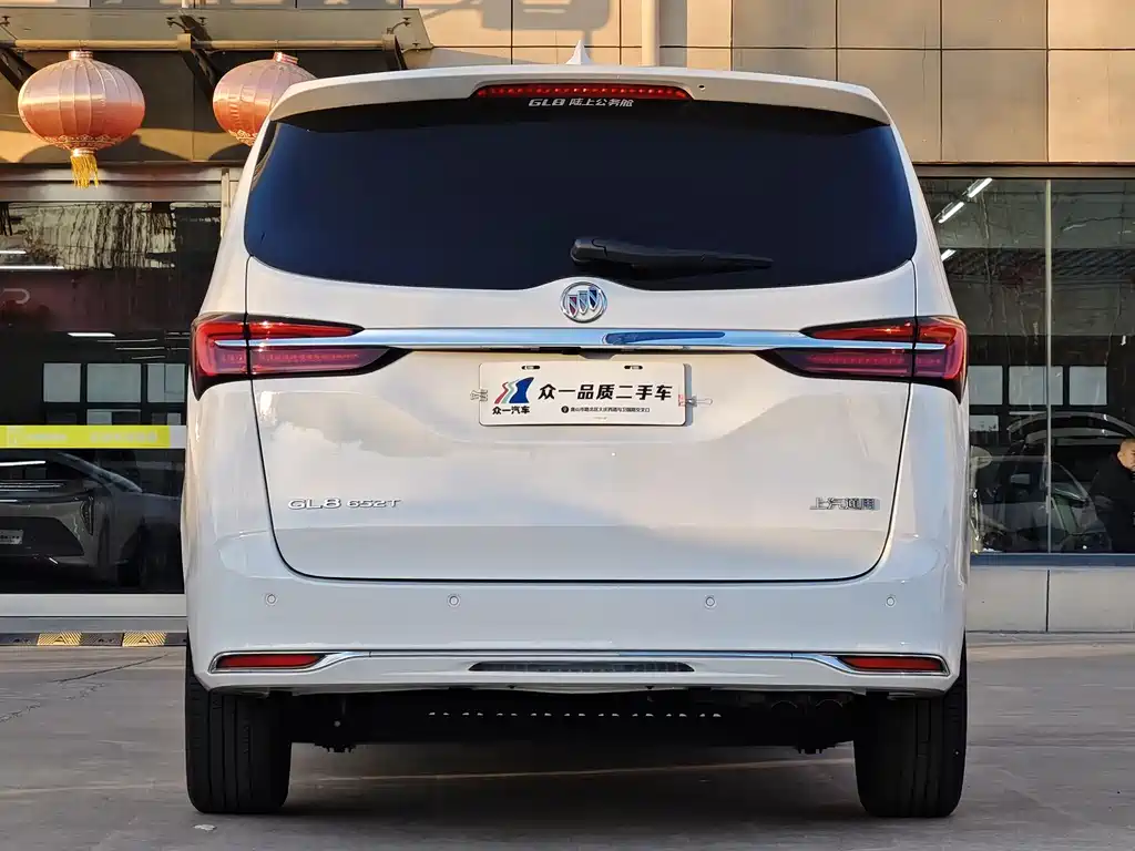 Buick GL8 2021