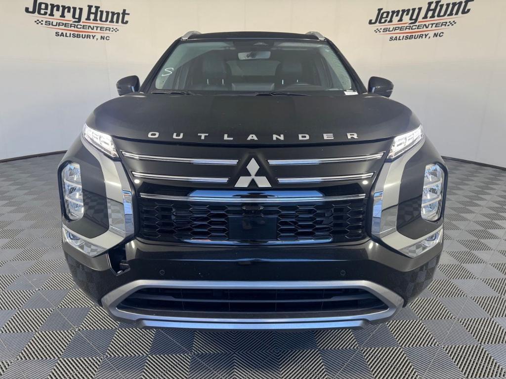Mitsubishi Outlander 2025