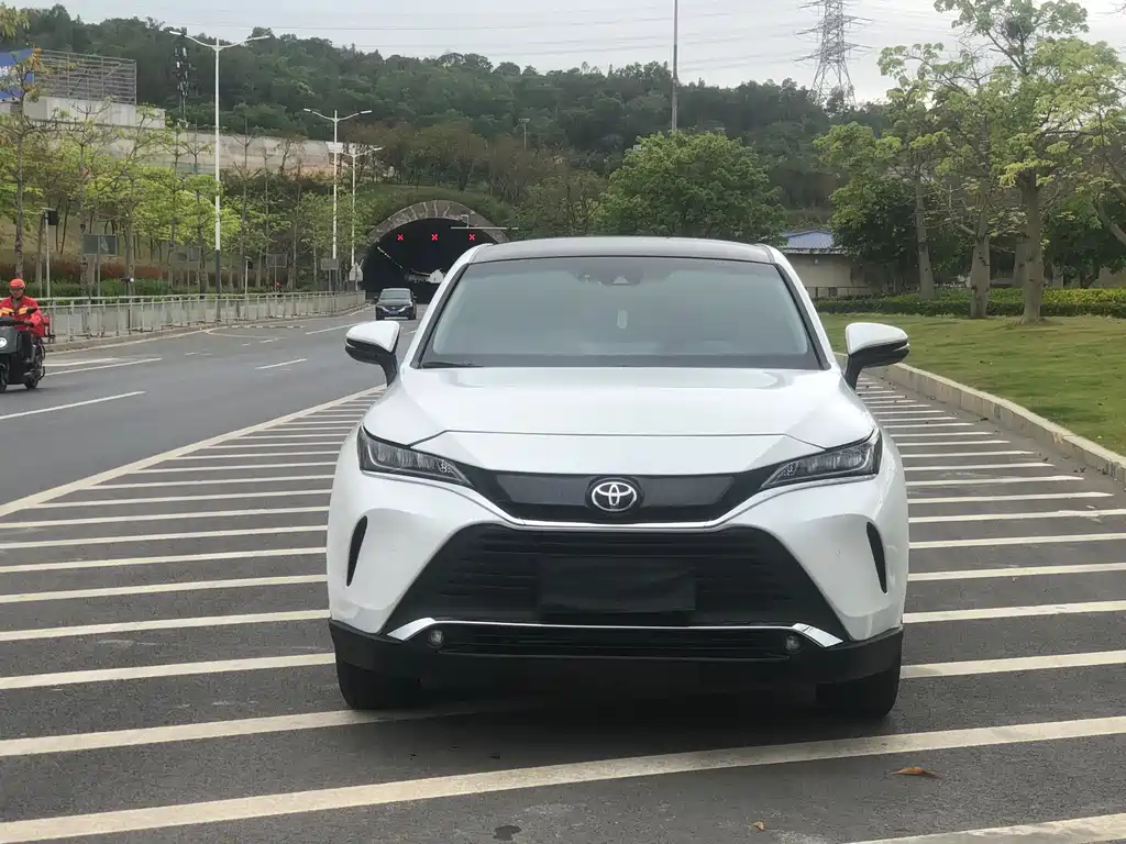 Toyota Harrier 2024