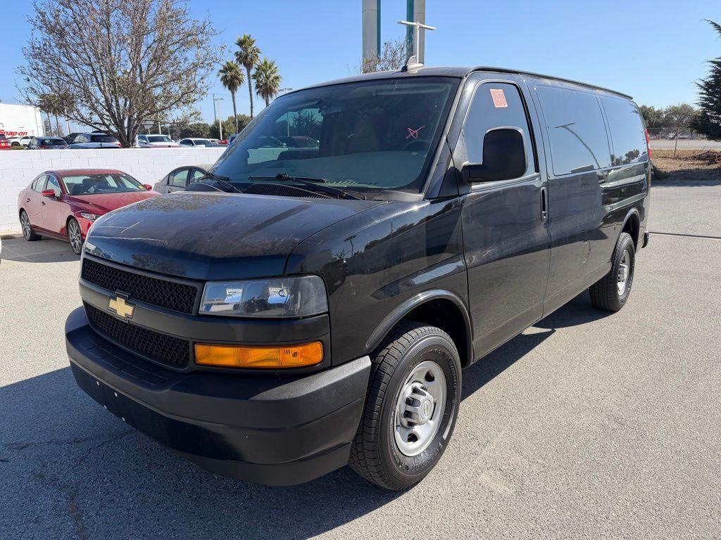 Chevrolet Express 2021