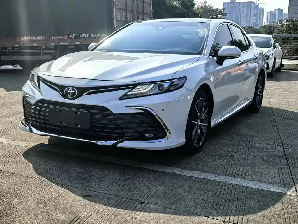 Toyota Camry 2023
