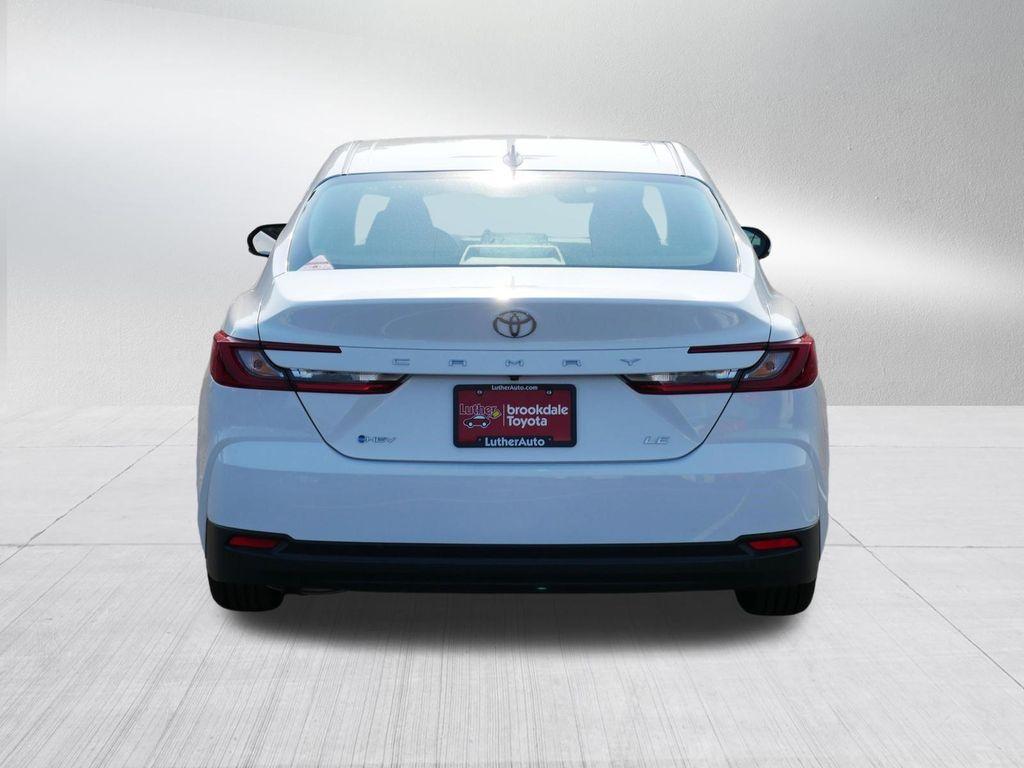 Toyota Camry 2025