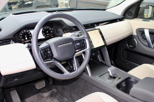 Land Rover Discovery Sport 2024