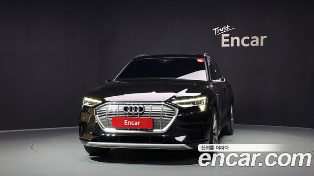 Audi e-tron 2022