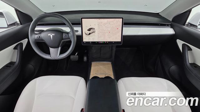 Tesla Model Y 2022