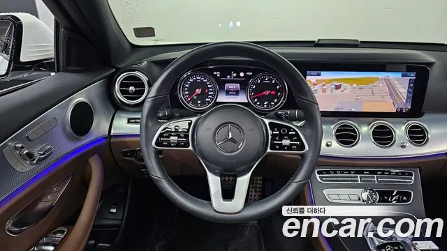Mercedes-Benz E-Класс 2020