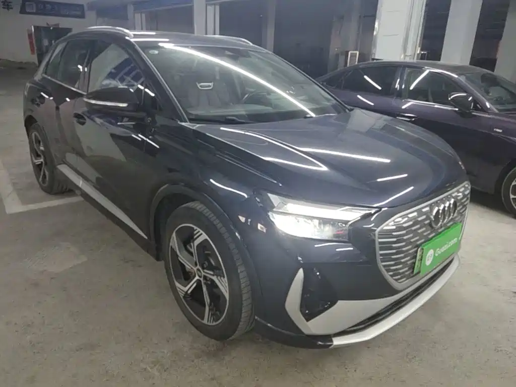Audi Q4 e-tron 2024