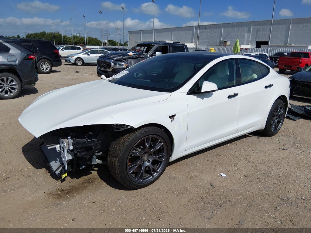 Tesla Model S 2022