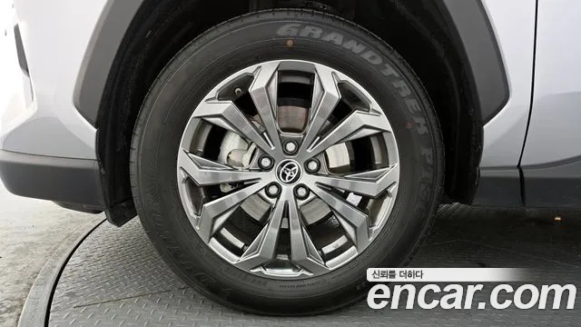 Toyota RAV4 2023