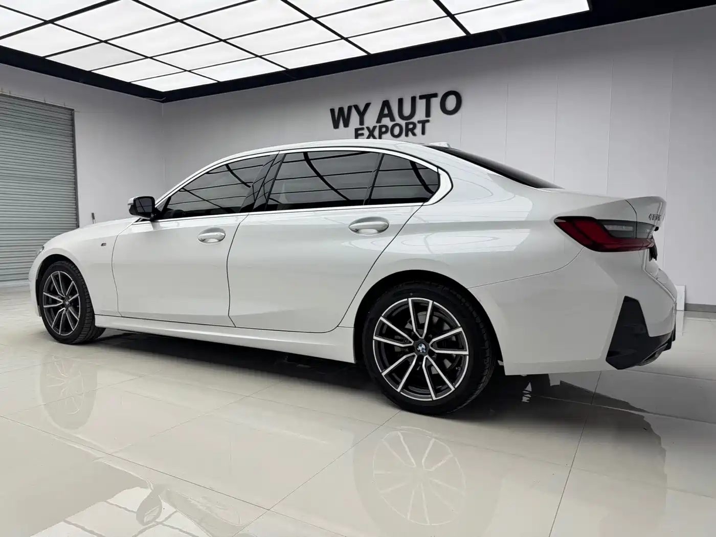 BMW 3 серии 2023