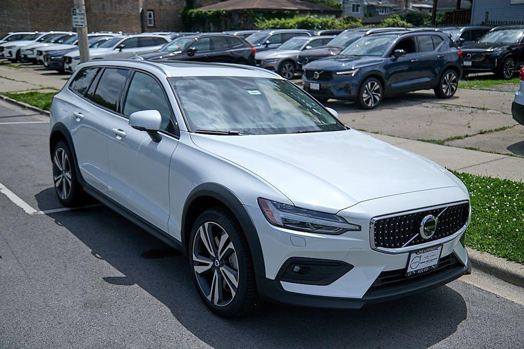 Volvo V60 Cross Country 2026