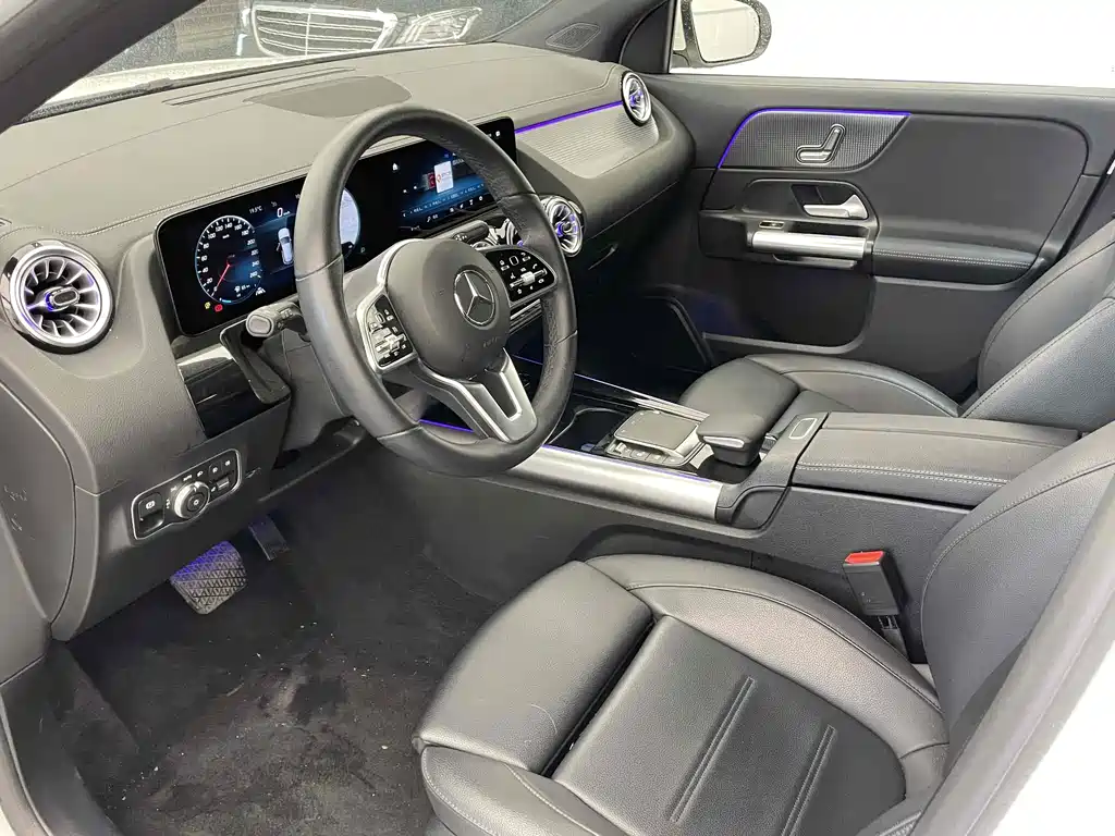 Mercedes-Benz GLA 2023