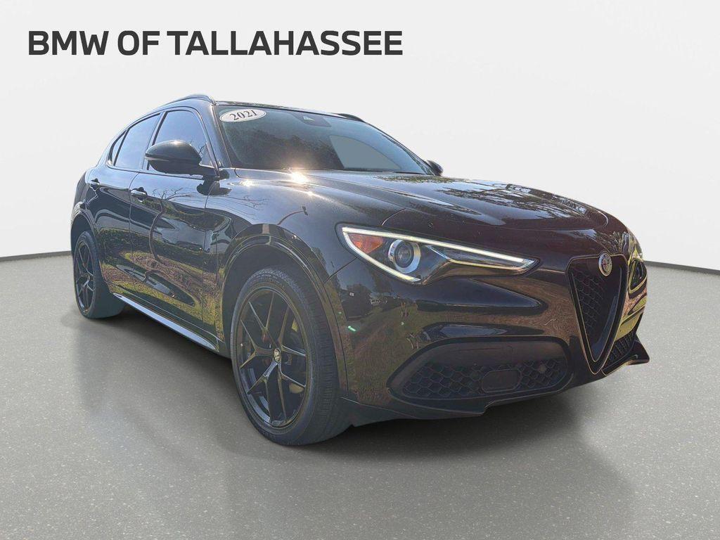 Alfa Romeo Stelvio 2021