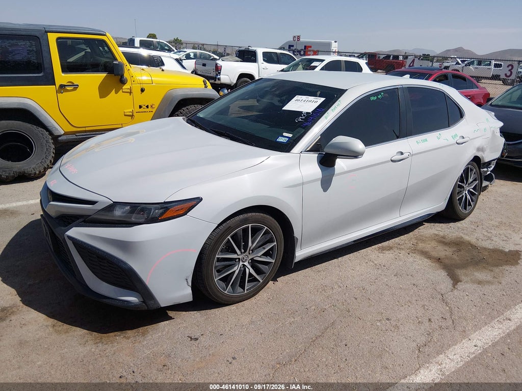 Toyota Camry 2023