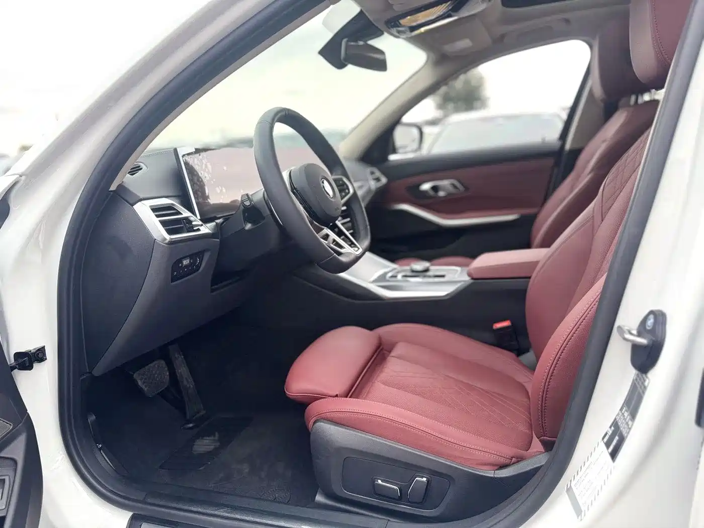 BMW 3 серии 2025