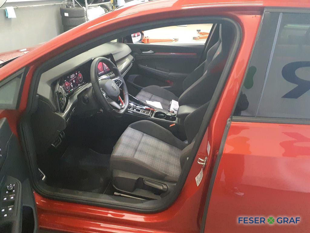 Volkswagen Golf 2024