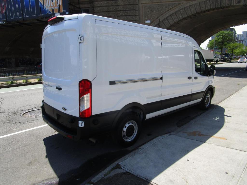 Ford Transit 2024