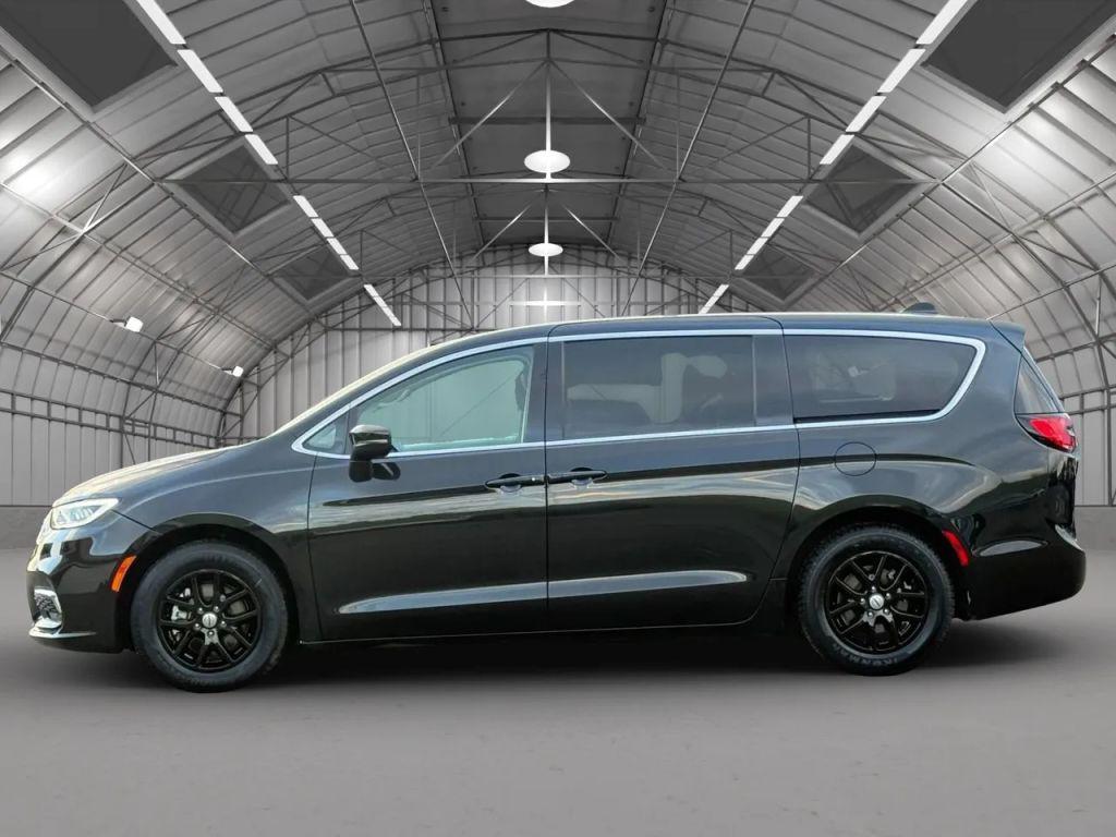 Chrysler Pacifica 2023
