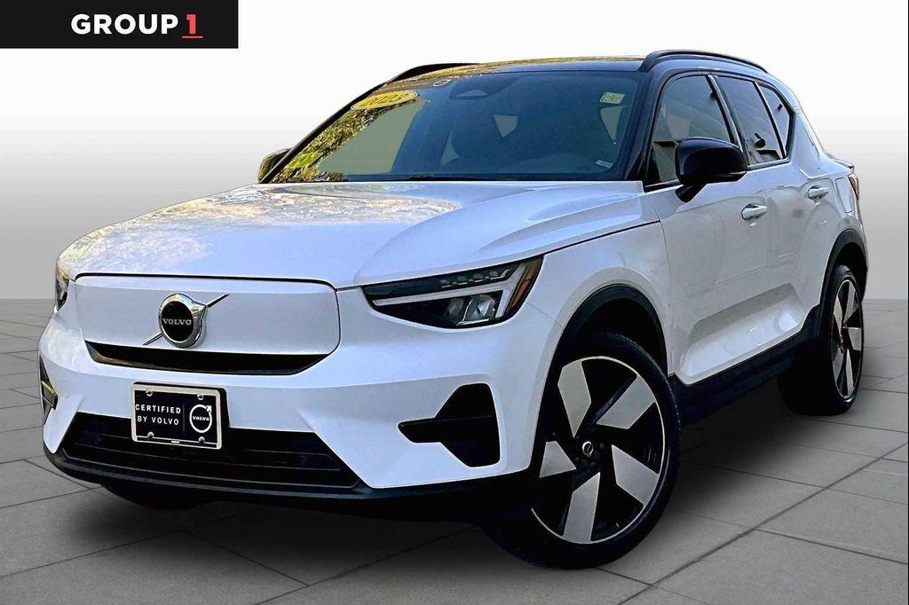 Volvo XC40 2023