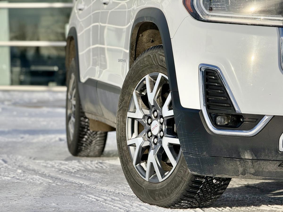 GMC Acadia 2023