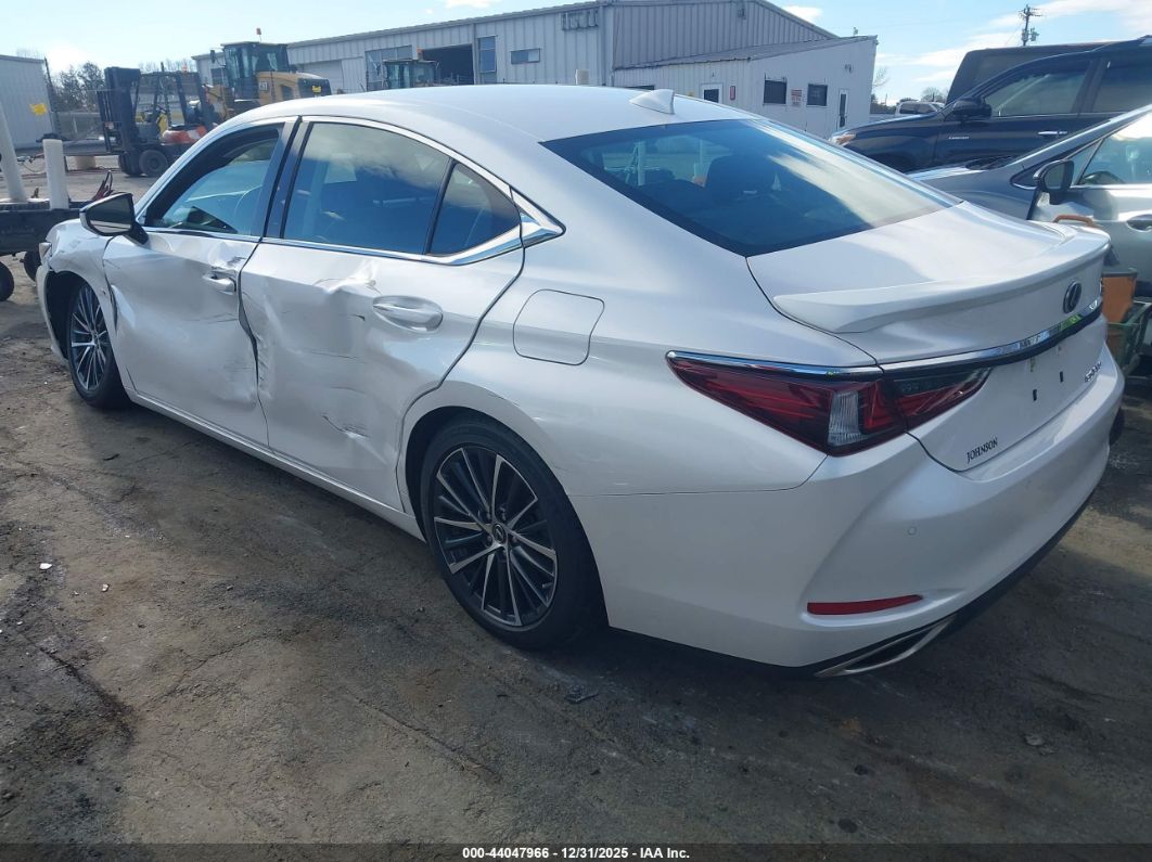 Lexus ES 2023