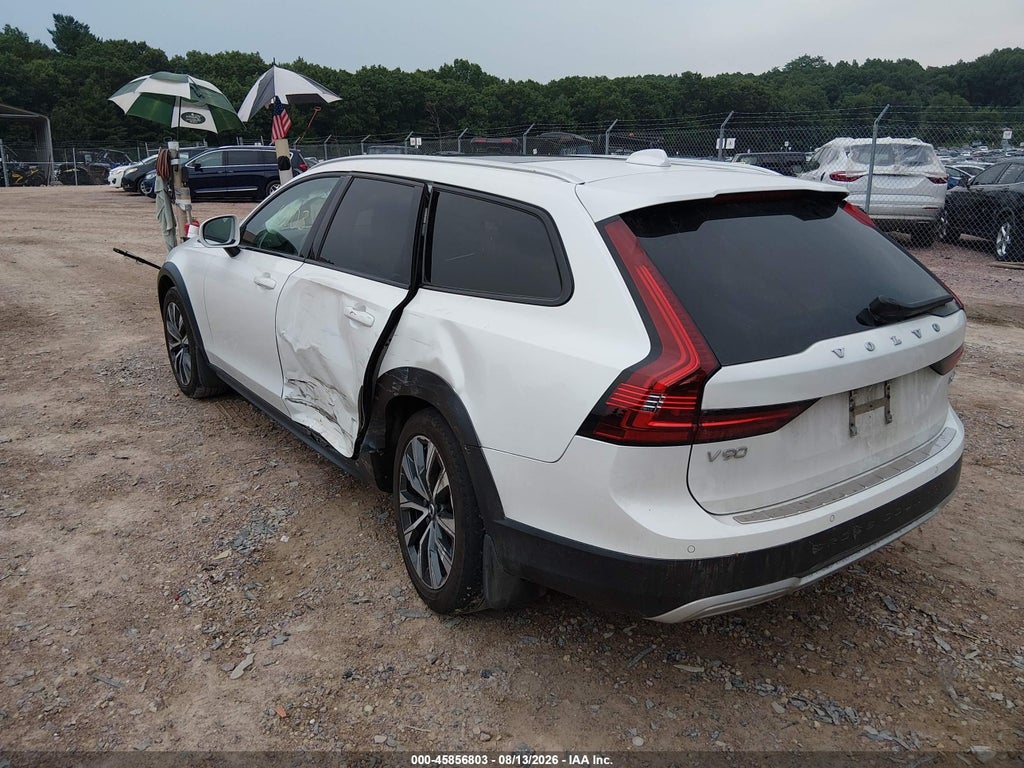 Volvo V90 Cross Country 2021