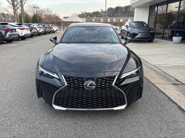 Lexus IS 300 2024