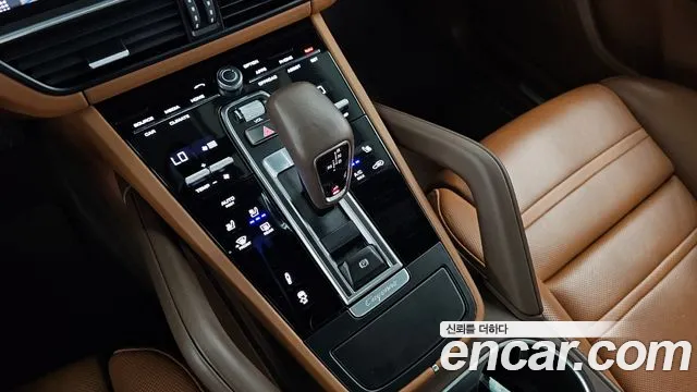 Porsche Cayenne 2021