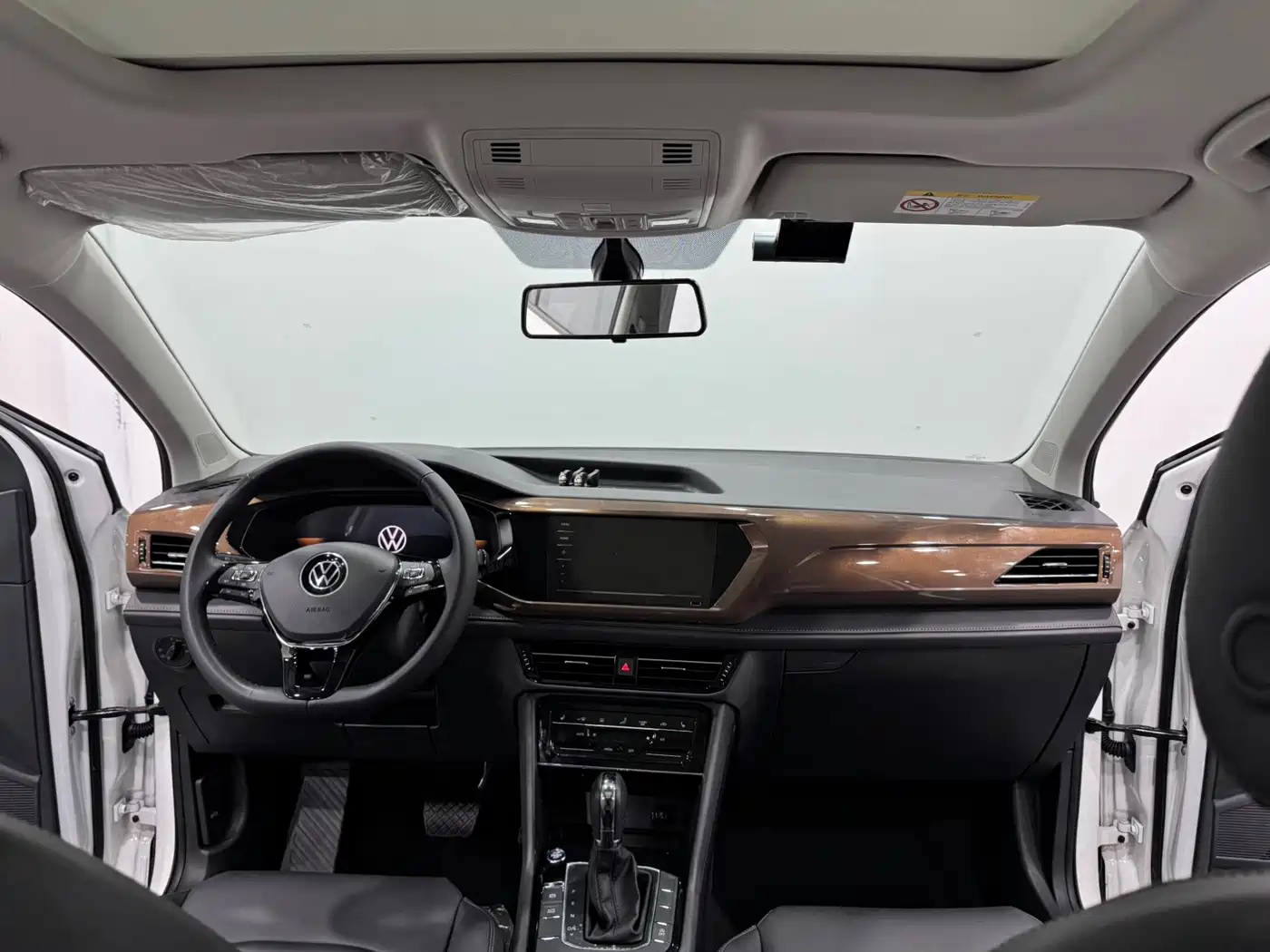 Volkswagen Tharu 2022