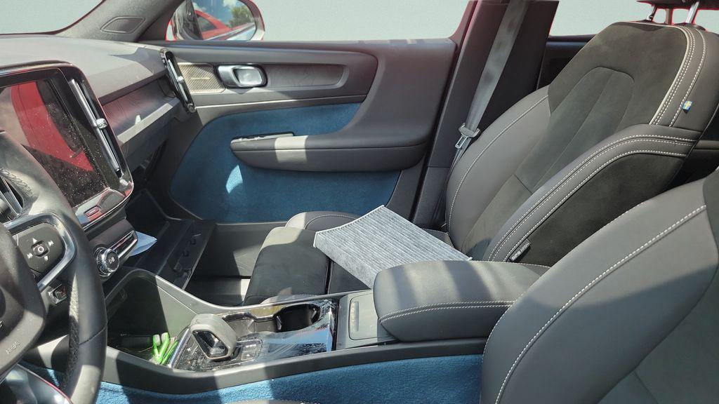 Volvo C40 2023