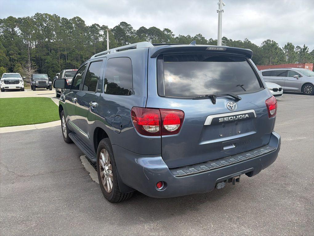 Toyota Sequoia 2021