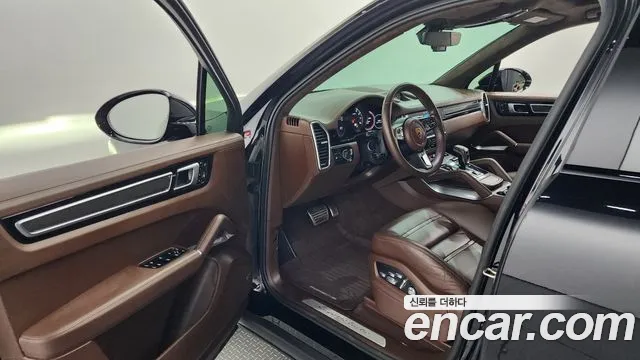 Porsche Cayenne 2020