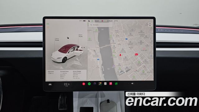 Tesla Model 3 2024