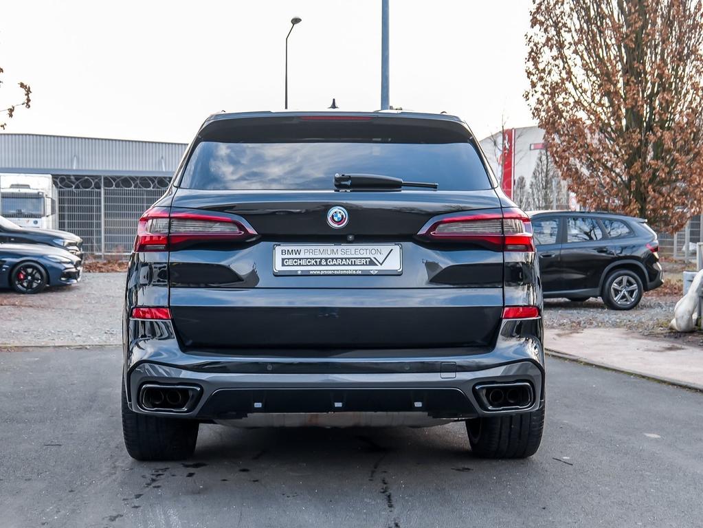 BMW X5 M50 2023