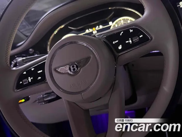 Bentley Flying Spur 2022