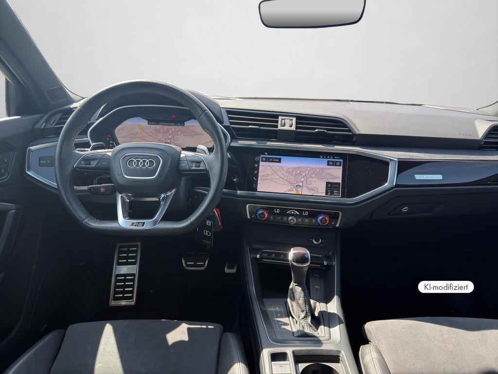 Audi RSQ3 2023