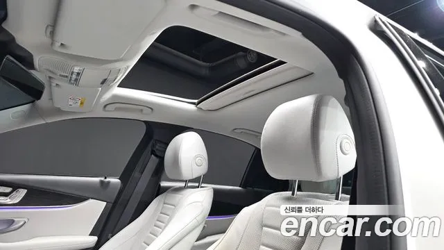 Mercedes-Benz E-Класс 2023