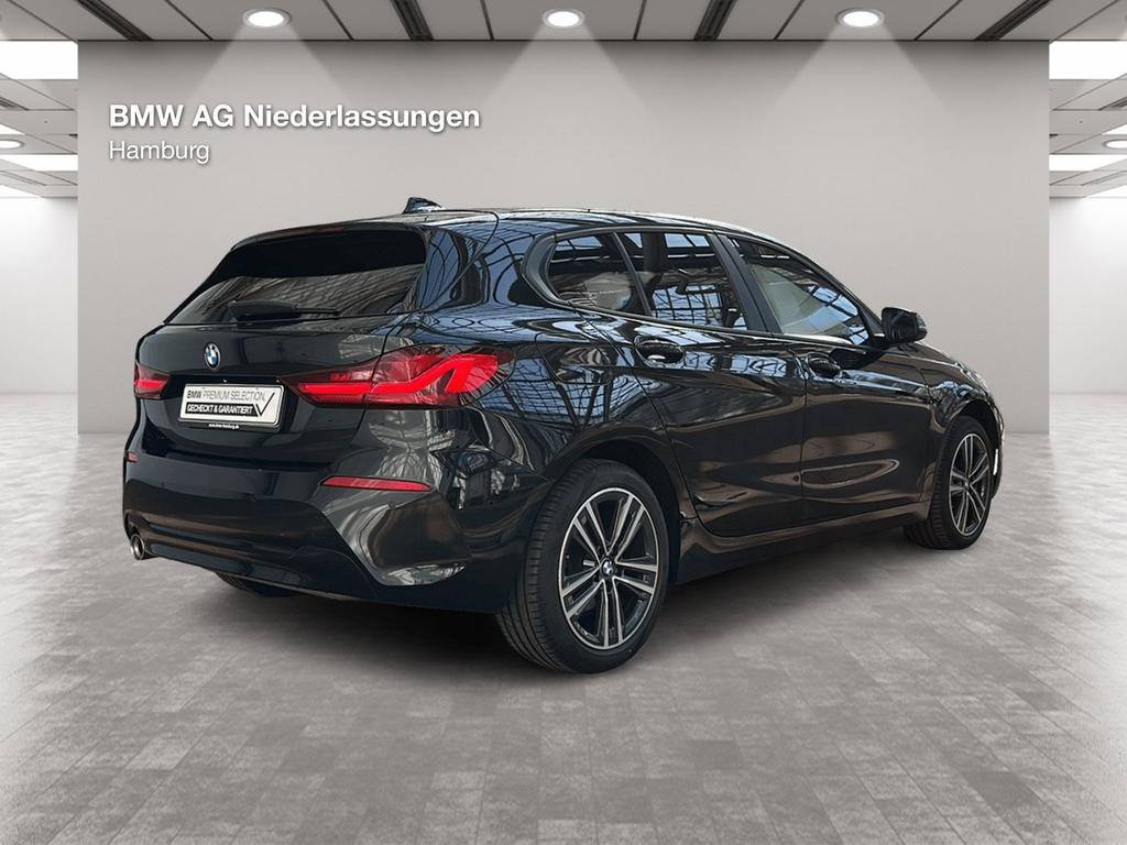 BMW 118 2022