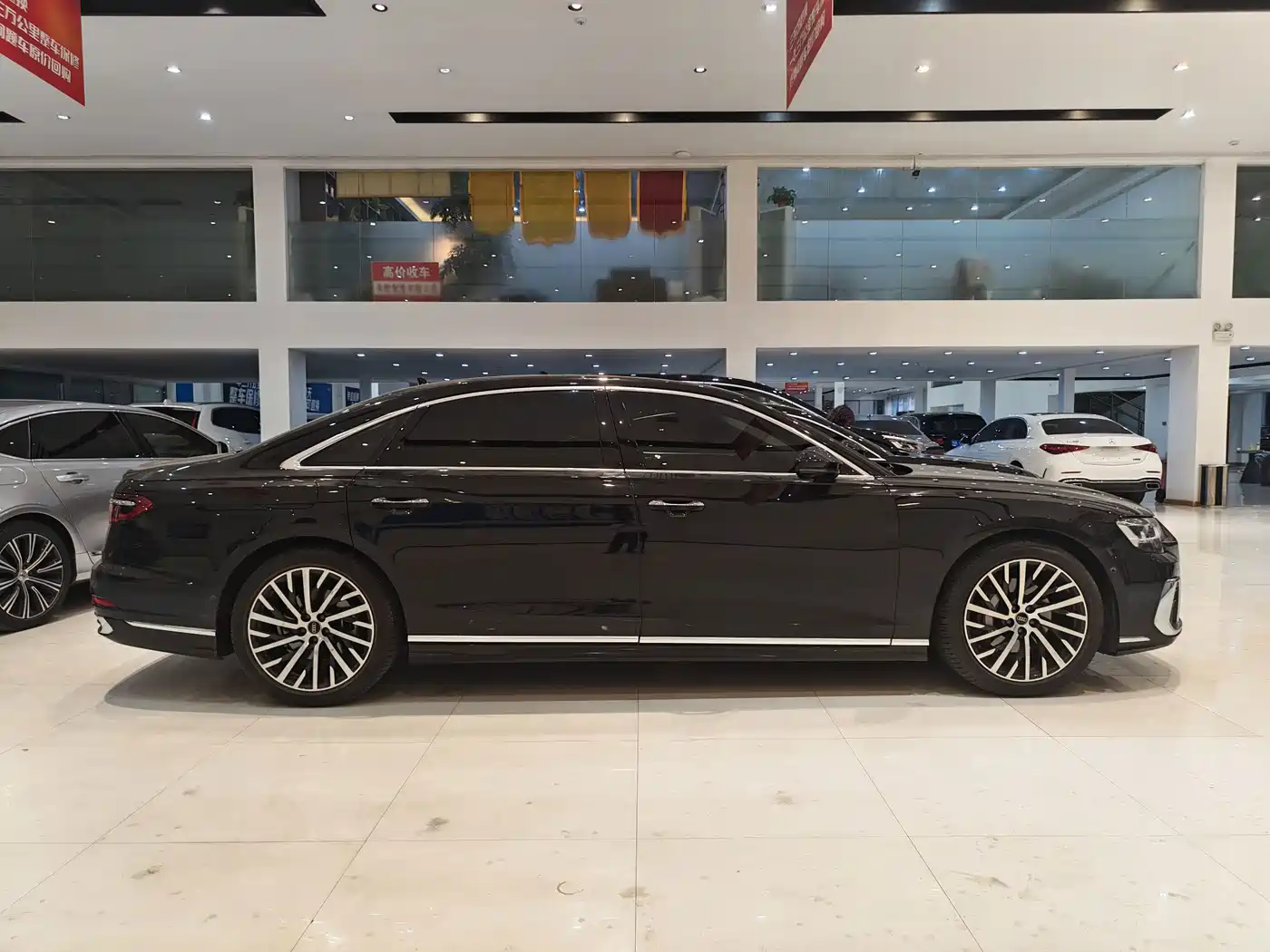 Audi A8 2024