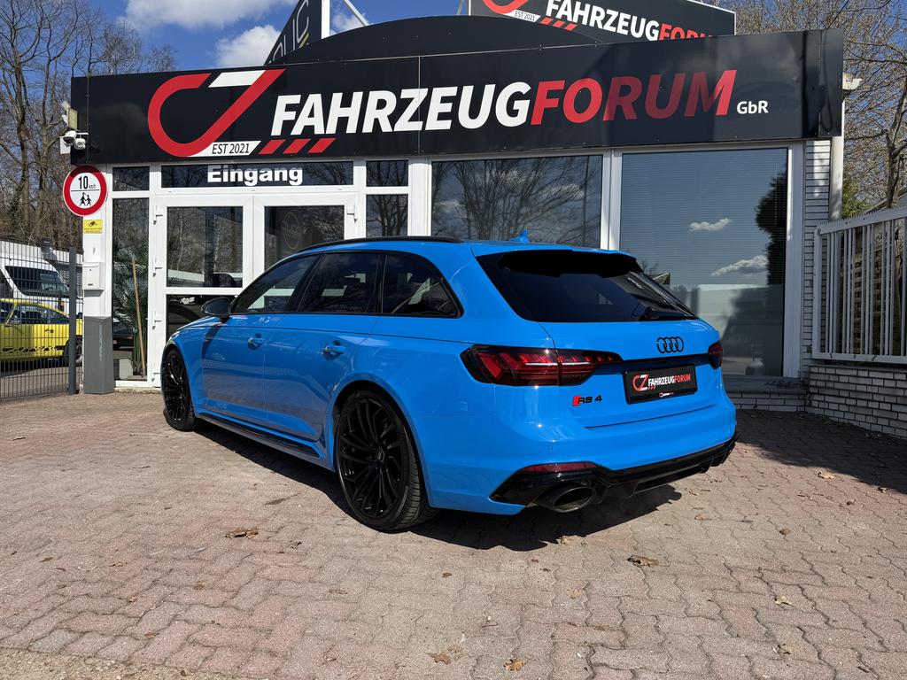 Audi RS4 2020