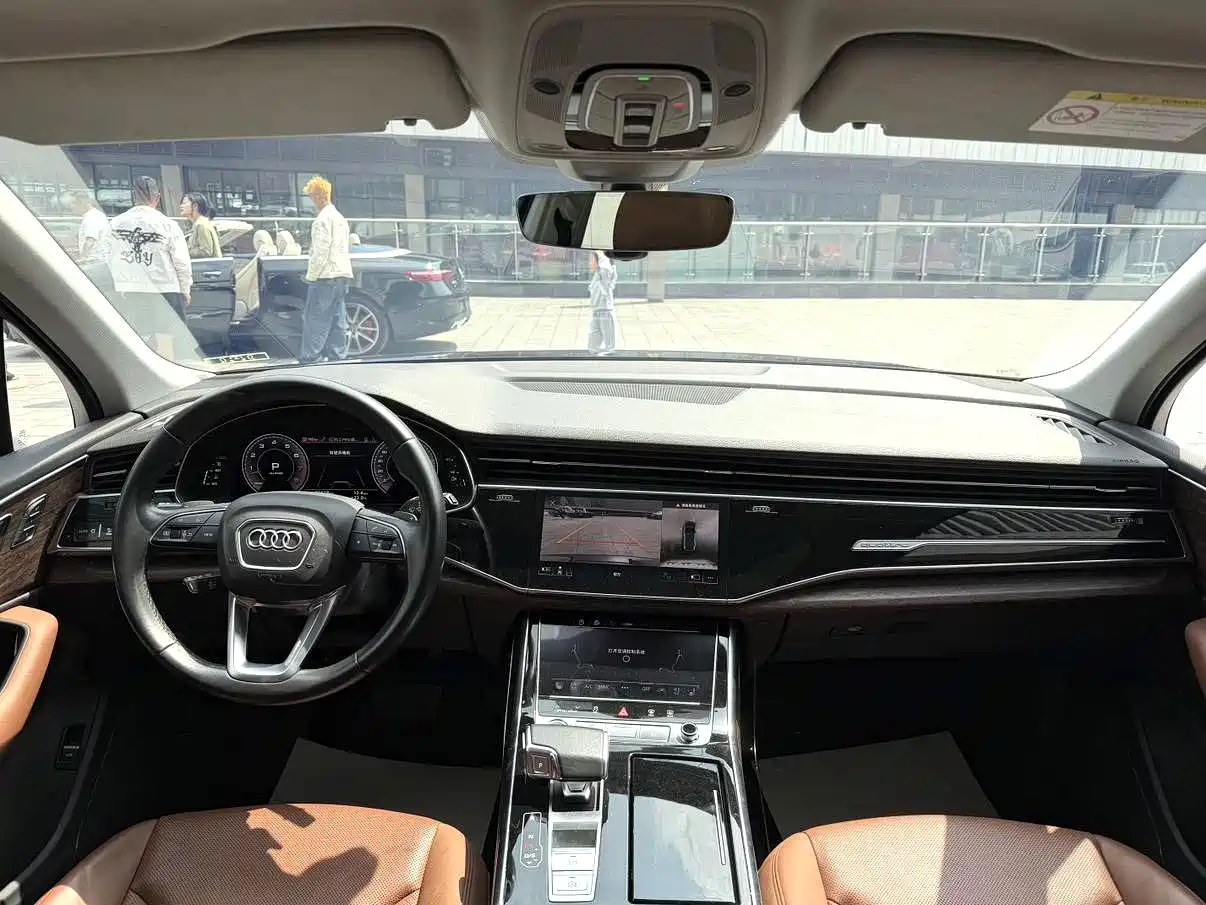 Audi Q7 2021